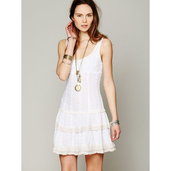Free People Eyelet Flounce Dress XS White Crochet Tiered Boho Mini - Picture 16 of 16